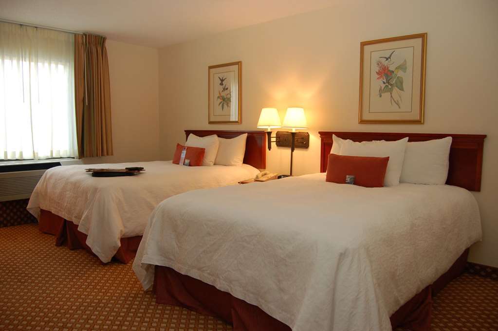 Hampton Inn By Hilton Panama City Beach Upper Grand Lagoon Oda fotoğraf